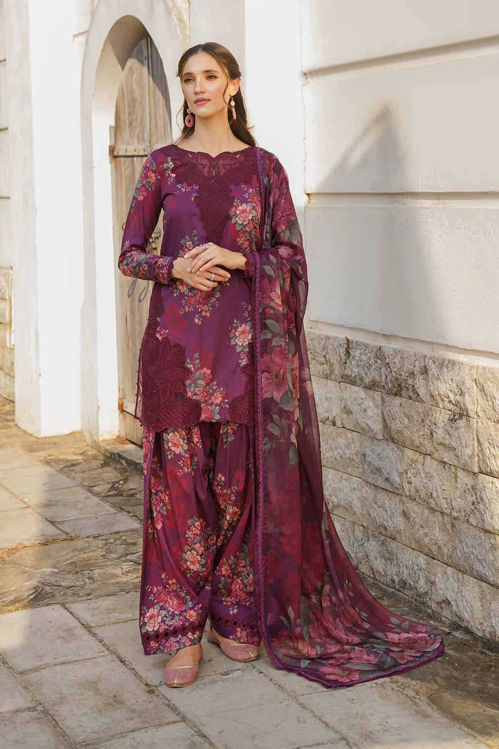 IZNIK - UE-215 PRINTED LAWN