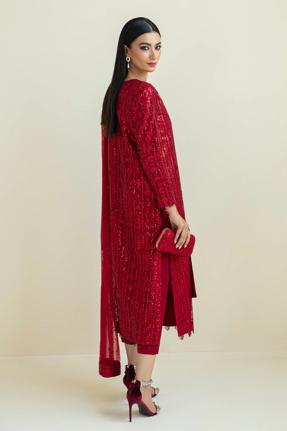 BAROQUE - EMBROIDERED NET UF-385